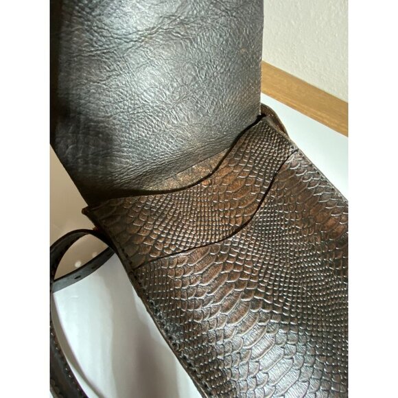 Handmade Sturdy Brown Embossed "Dragon Scale" Large Crossbody File Bag - Picture 7 of 8